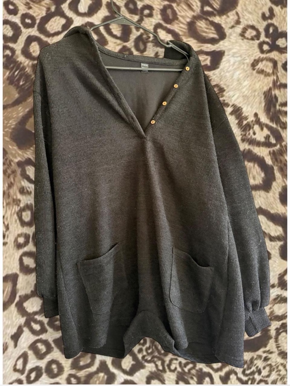 SHEIN Black V-Neck Button Pullover Sweater with Pockets